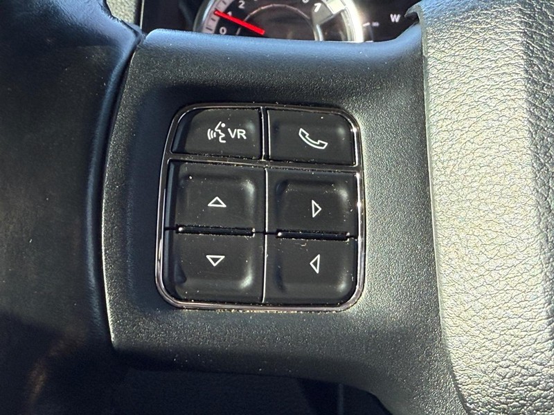 Ram 1500 Vehicle Full-screen Gallery Image 13