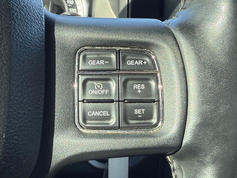 Ram 1500 Vehicle Full-screen Gallery Image 14