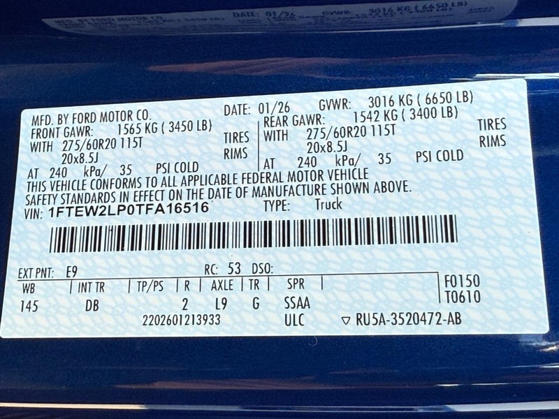 Ford F-150 Vehicle Full-screen Gallery Image 19