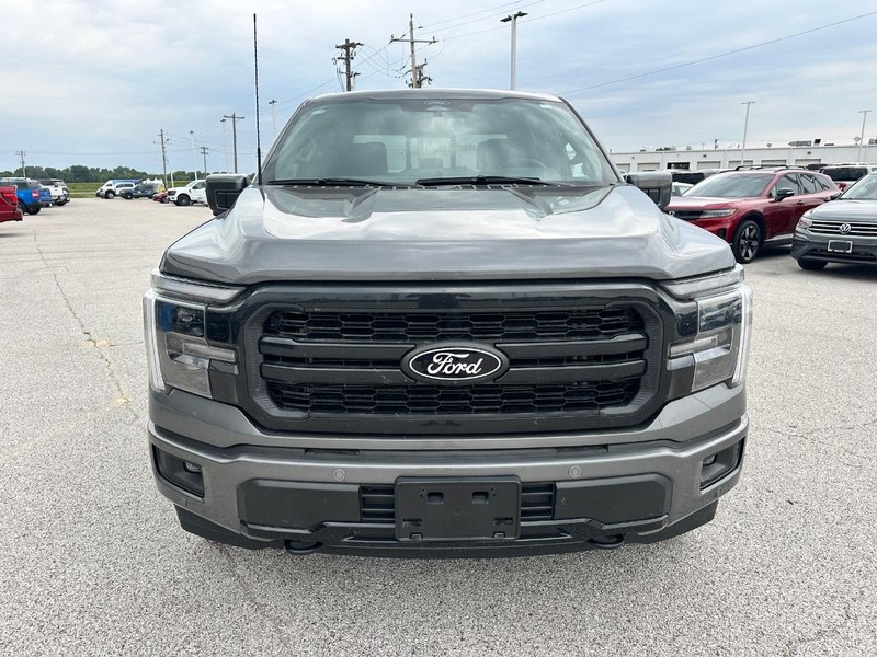 Ford F-150 Vehicle Full-screen Gallery Image 9