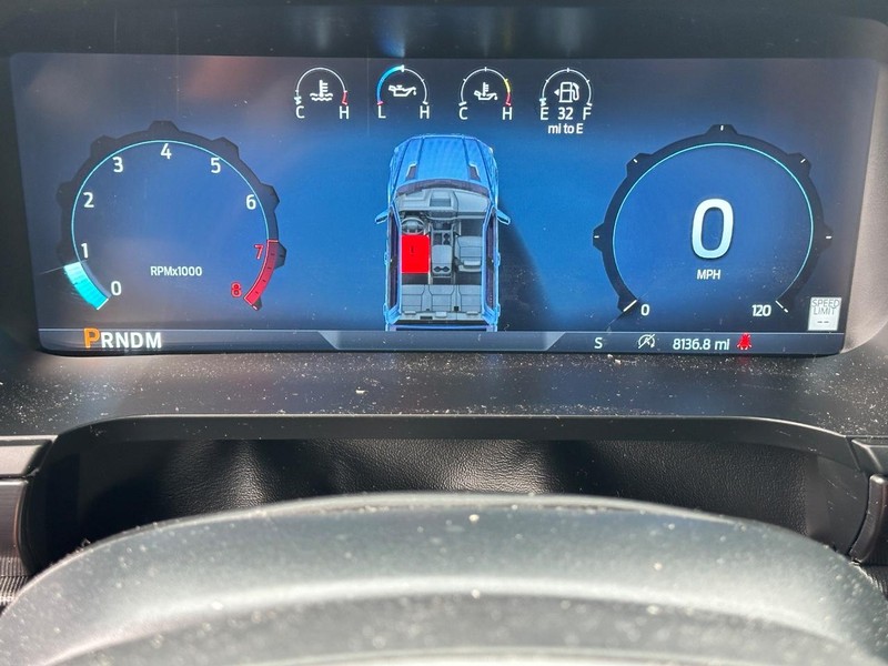 Ford F-150 Vehicle Full-screen Gallery Image 19