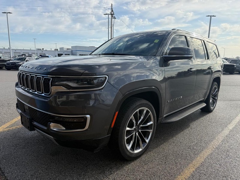 Jeep Wagoneer Vehicle Full-screen Gallery Image 5