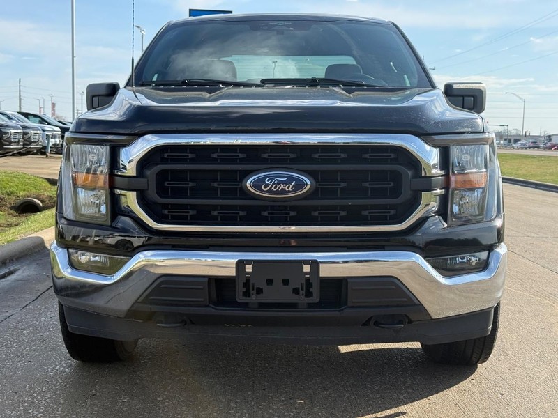 Ford F-150 Vehicle Full-screen Gallery Image 10