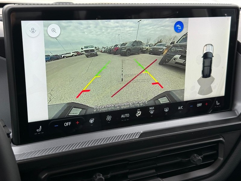 Ford Bronco Sport Vehicle Full-screen Gallery Image 11