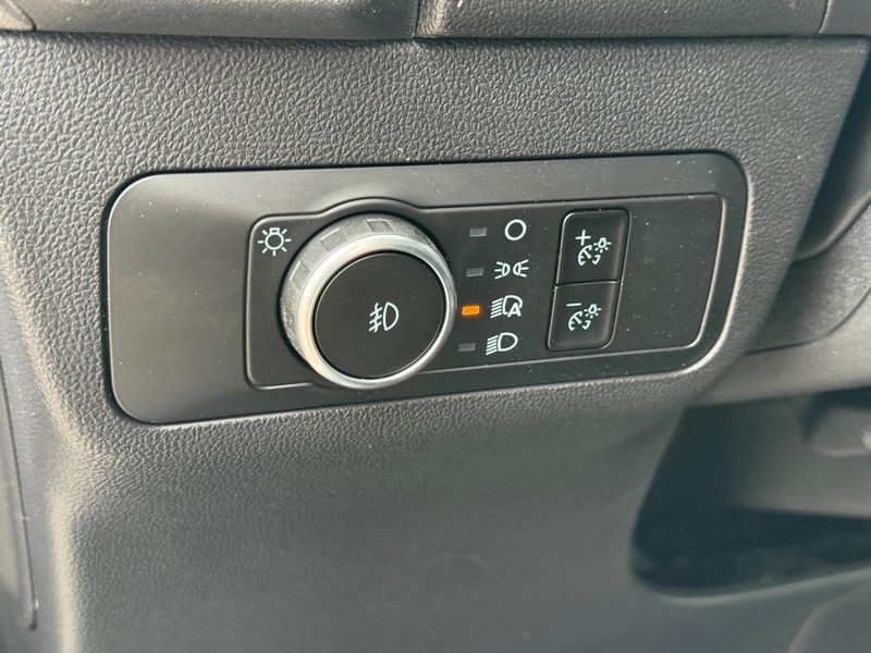 Ford Bronco Sport Vehicle Full-screen Gallery Image 15