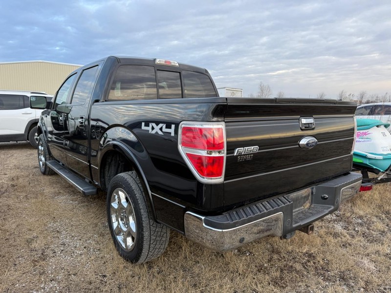 Ford F-150 Vehicle Full-screen Gallery Image 4