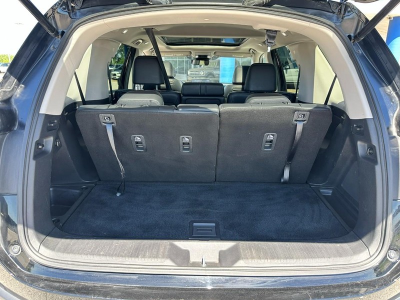 Honda Pilot Vehicle Full-screen Gallery Image 5