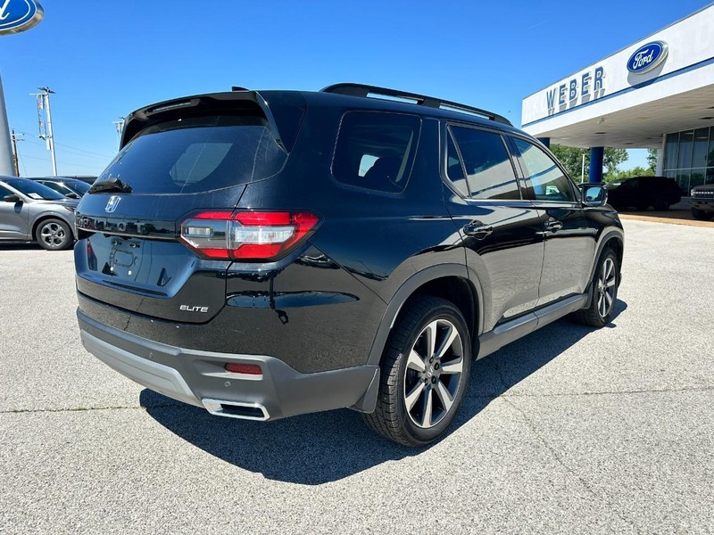 Honda Pilot Vehicle Full-screen Gallery Image 7