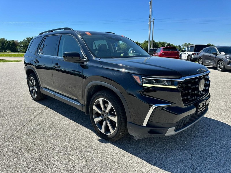 Honda Pilot Vehicle Full-screen Gallery Image 8