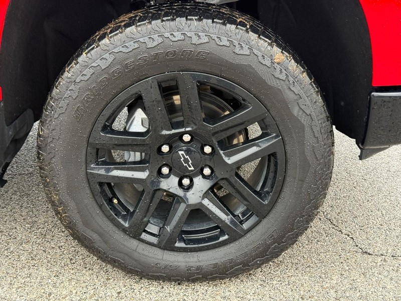 Chevrolet Silverado 1500 Vehicle Full-screen Gallery Image 08