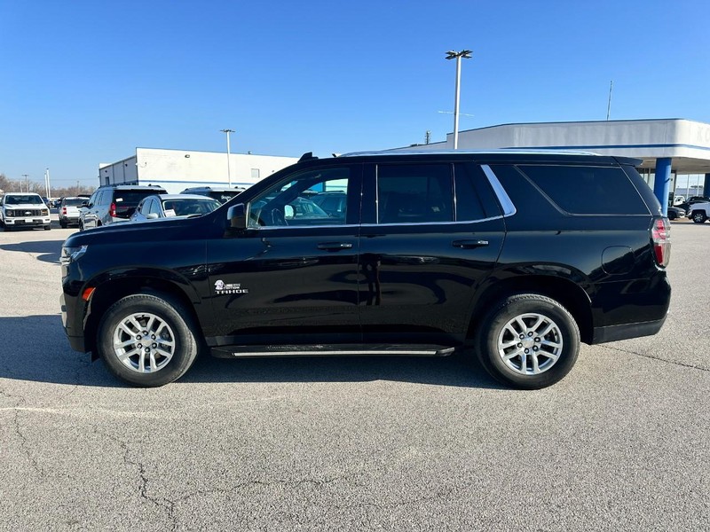 Chevrolet Tahoe Vehicle Full-screen Gallery Image 02