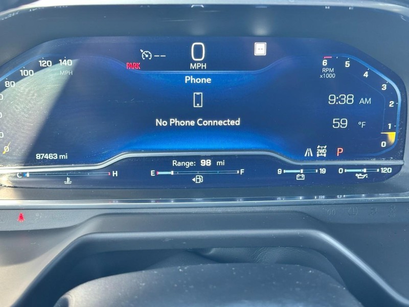 Chevrolet Tahoe Vehicle Full-screen Gallery Image 21