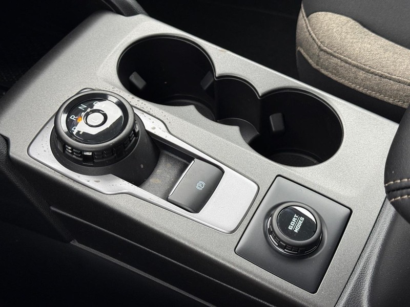 Ford Bronco Sport Vehicle Full-screen Gallery Image 13