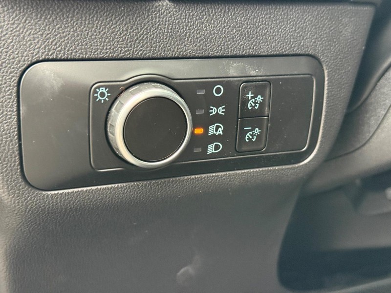 Ford Bronco Sport Vehicle Full-screen Gallery Image 15