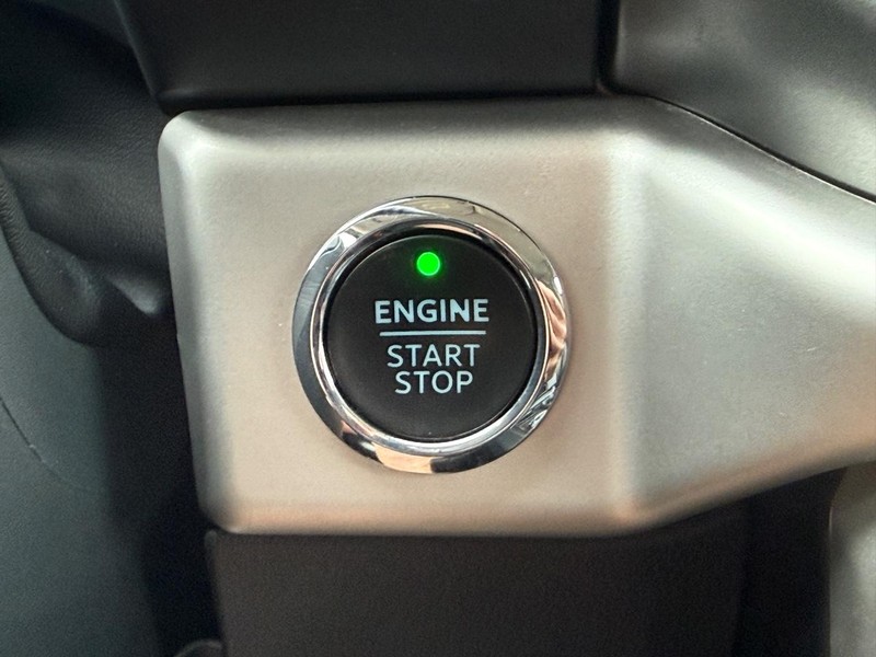 Ford Expedition Vehicle Full-screen Gallery Image 16