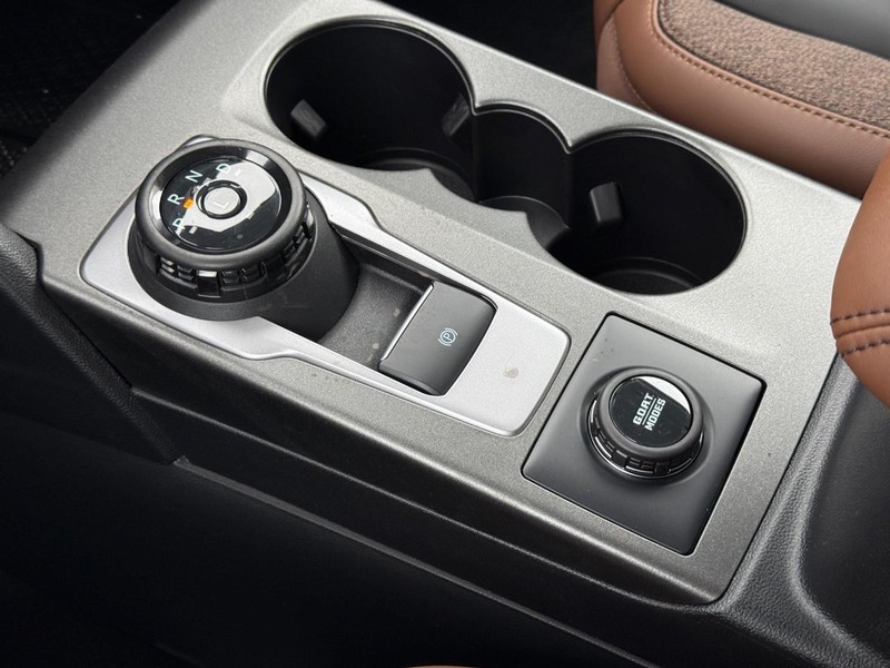 Ford Bronco Sport Vehicle Full-screen Gallery Image 13