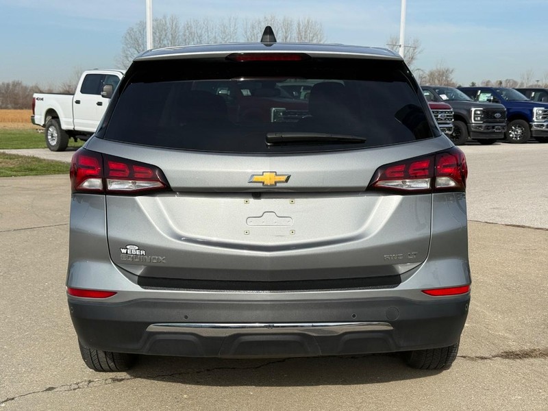 Chevrolet Equinox Vehicle Full-screen Gallery Image 04