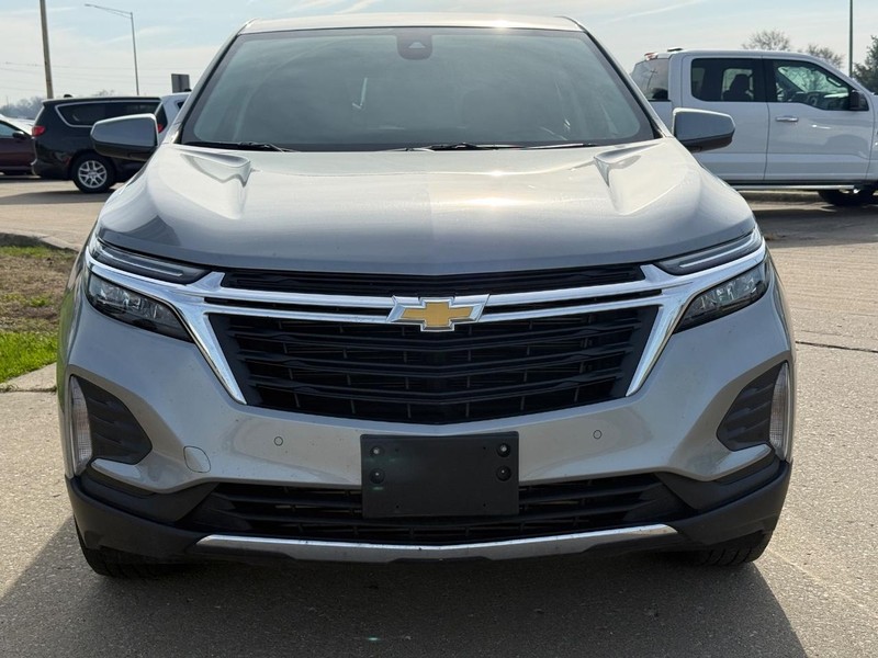 Chevrolet Equinox Vehicle Full-screen Gallery Image 09