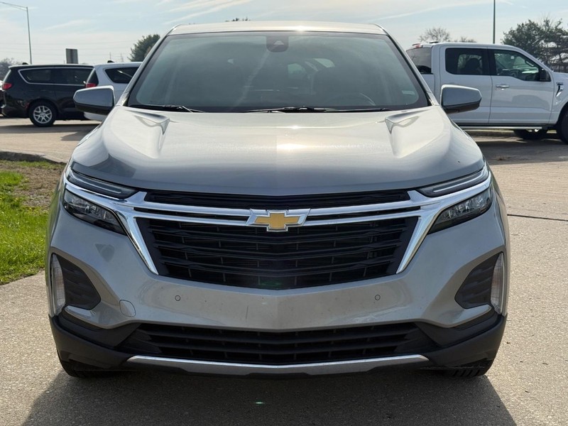 Chevrolet Equinox Vehicle Full-screen Gallery Image 09