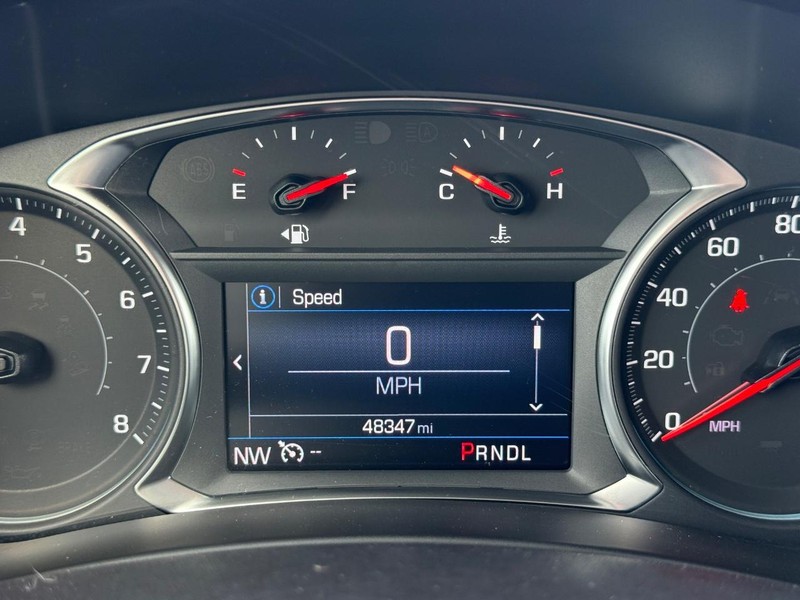 Chevrolet Equinox Vehicle Full-screen Gallery Image 21