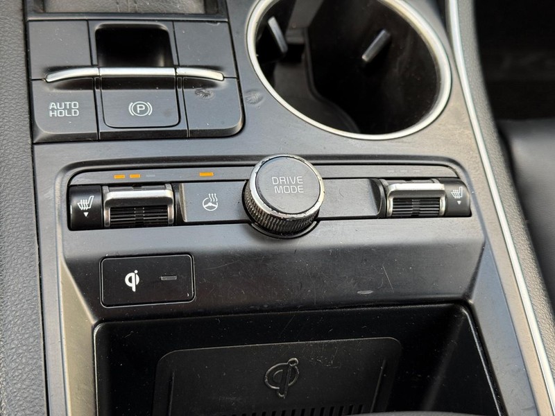 Kia K5 Vehicle Full-screen Gallery Image 20