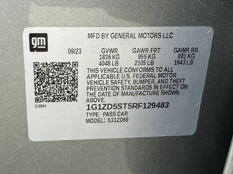 Chevrolet Malibu Vehicle Full-screen Gallery Image 24