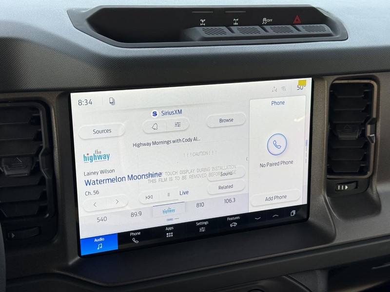 Ford Bronco Vehicle Full-screen Gallery Image 10