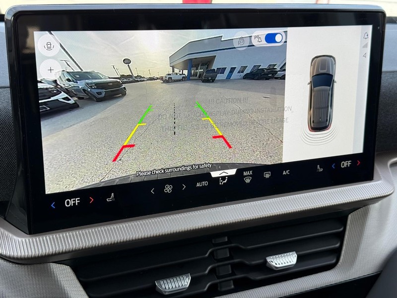 Ford Explorer Vehicle Full-screen Gallery Image 13