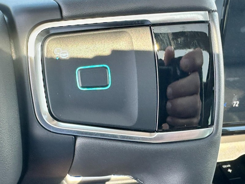 Ford Expedition Vehicle Full-screen Gallery Image 14