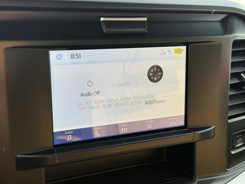 Ford Super Duty F-350 SRW Vehicle Full-screen Gallery Image 10
