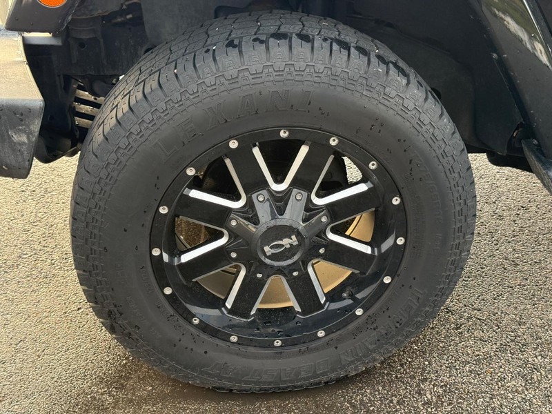 Jeep Wrangler Unlimited Vehicle Full-screen Gallery Image 4