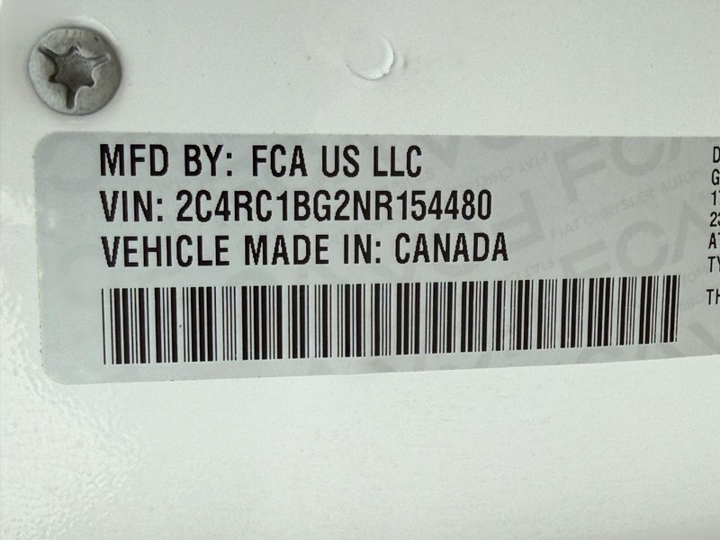 Chrysler Pacifica Vehicle Full-screen Gallery Image 26