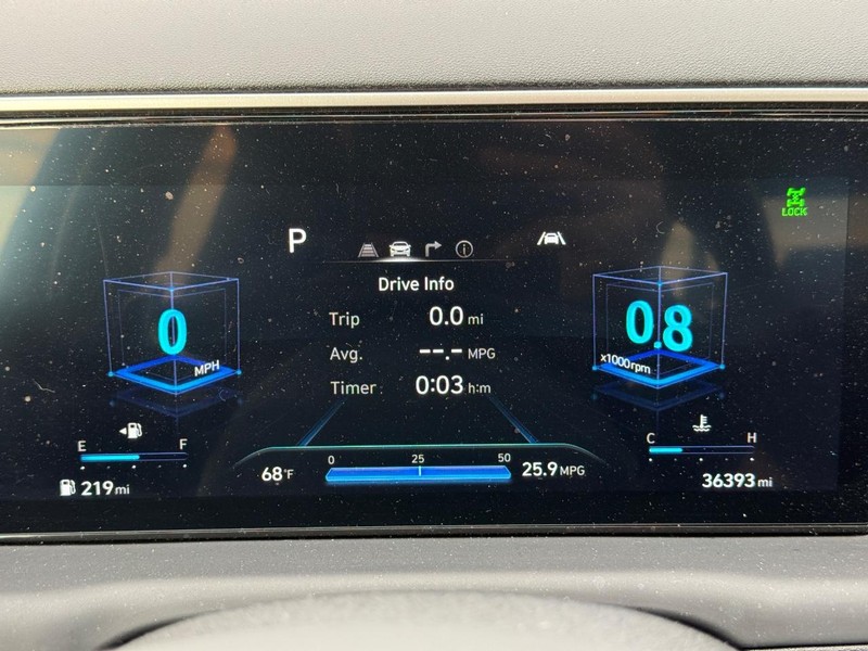Hyundai Santa Cruz Vehicle Full-screen Gallery Image 23