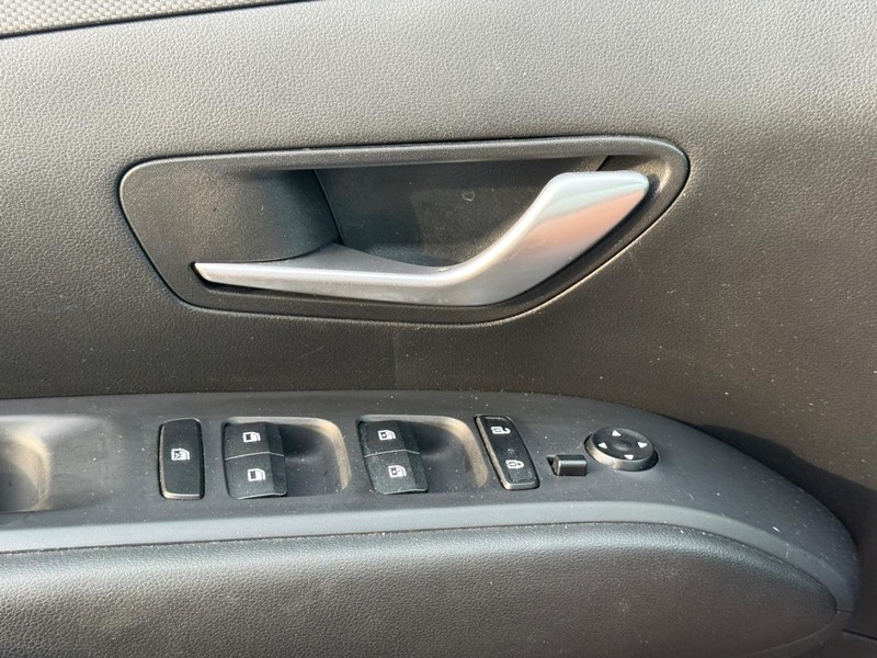 Hyundai Santa Cruz Vehicle Full-screen Gallery Image 24