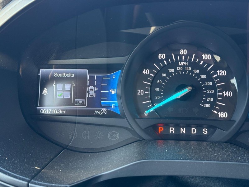 Ford Edge Vehicle Full-screen Gallery Image 21
