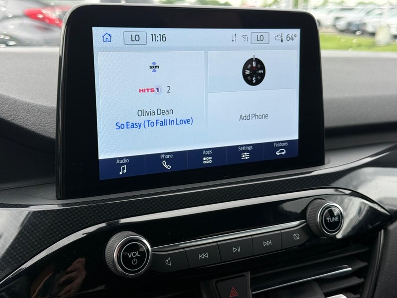 Ford Escape Vehicle Full-screen Gallery Image 16