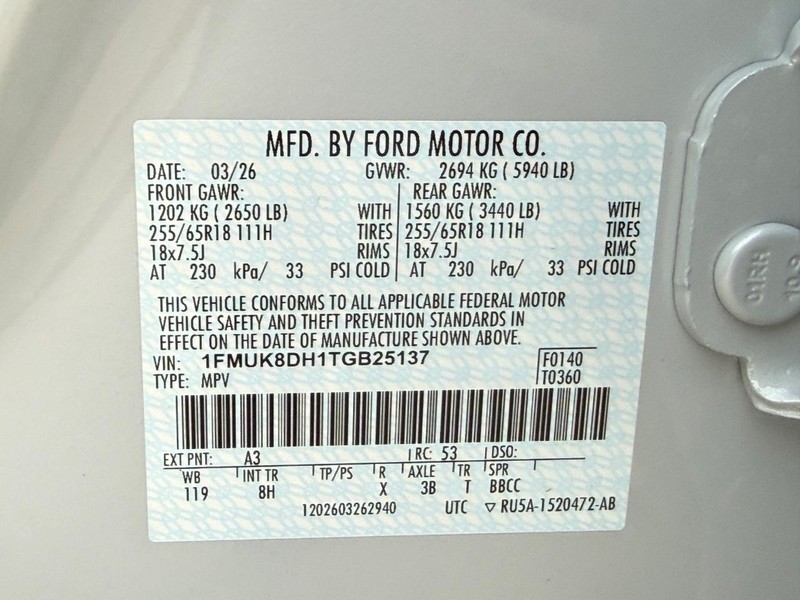 Ford Explorer Vehicle Full-screen Gallery Image 20