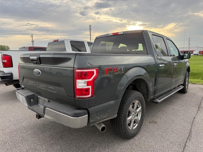 Ford F-150 Vehicle Full-screen Gallery Image 4