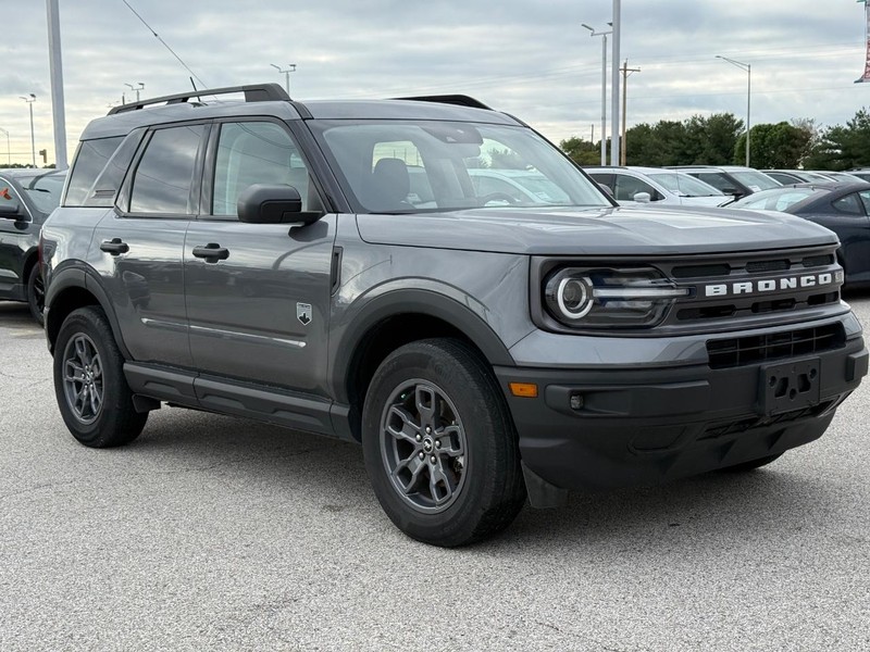 Ford Bronco Sport Vehicle Full-screen Gallery Image 08