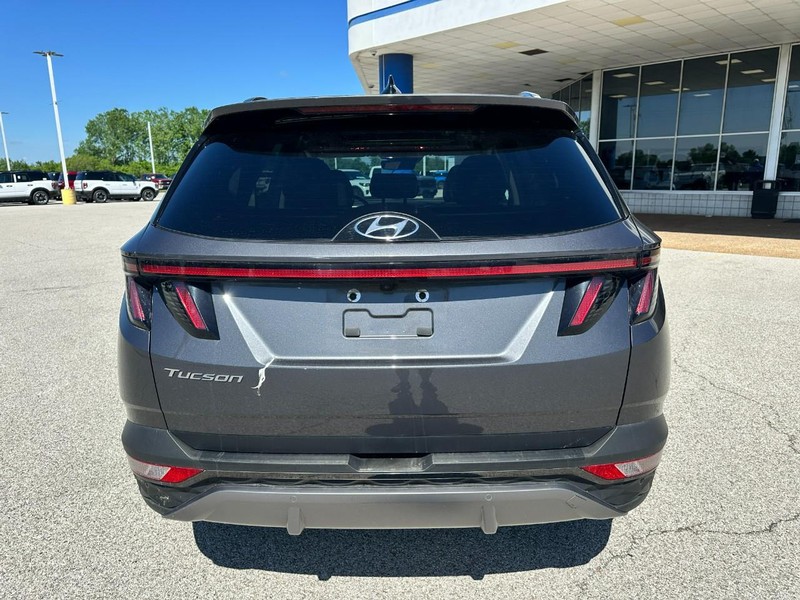 Hyundai Tucson Vehicle Full-screen Gallery Image 4
