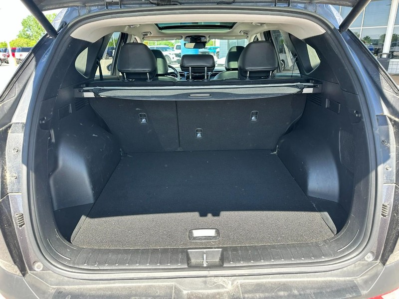Hyundai Tucson Vehicle Full-screen Gallery Image 5