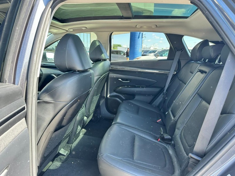 Hyundai Tucson Vehicle Full-screen Gallery Image 10