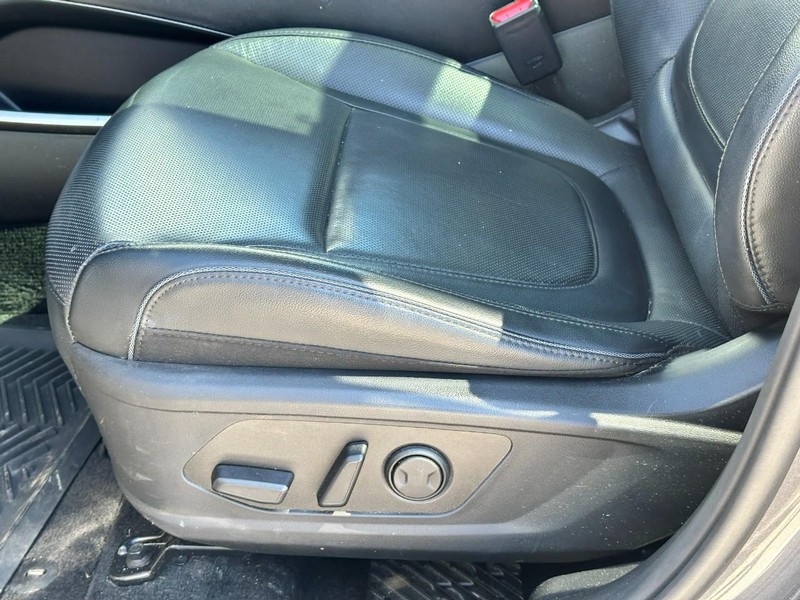 Hyundai Tucson Vehicle Full-screen Gallery Image 19