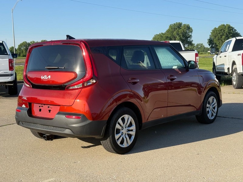 Kia Soul Vehicle Full-screen Gallery Image 5