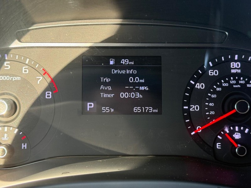 Kia Soul Vehicle Full-screen Gallery Image 21
