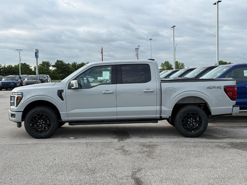 Ford F-150 Vehicle Full-screen Gallery Image 2