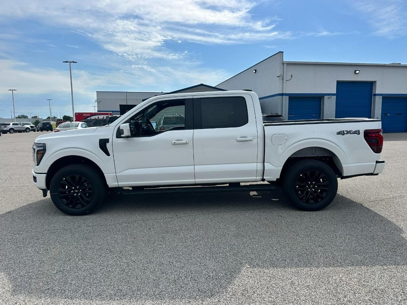 Ford F-150 Vehicle Full-screen Gallery Image 2