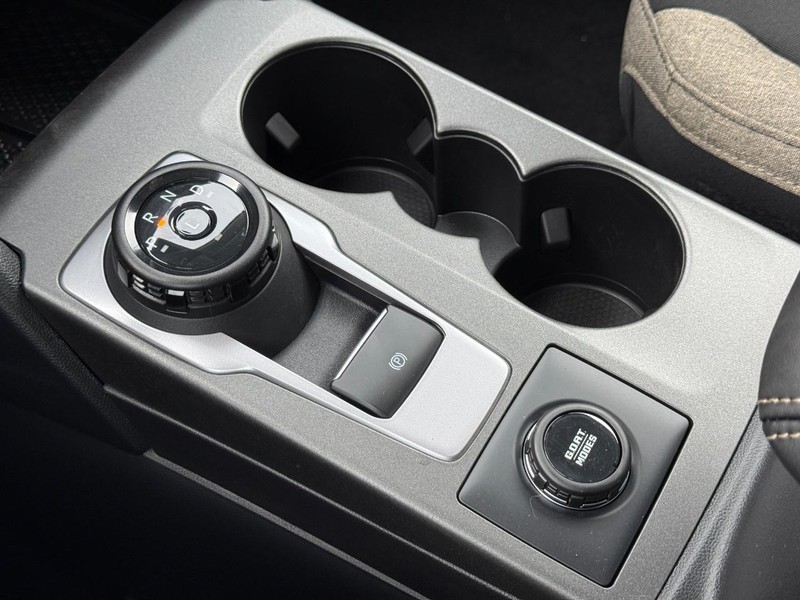 Ford Bronco Sport Vehicle Full-screen Gallery Image 13