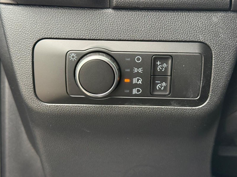 Ford Bronco Sport Vehicle Full-screen Gallery Image 15