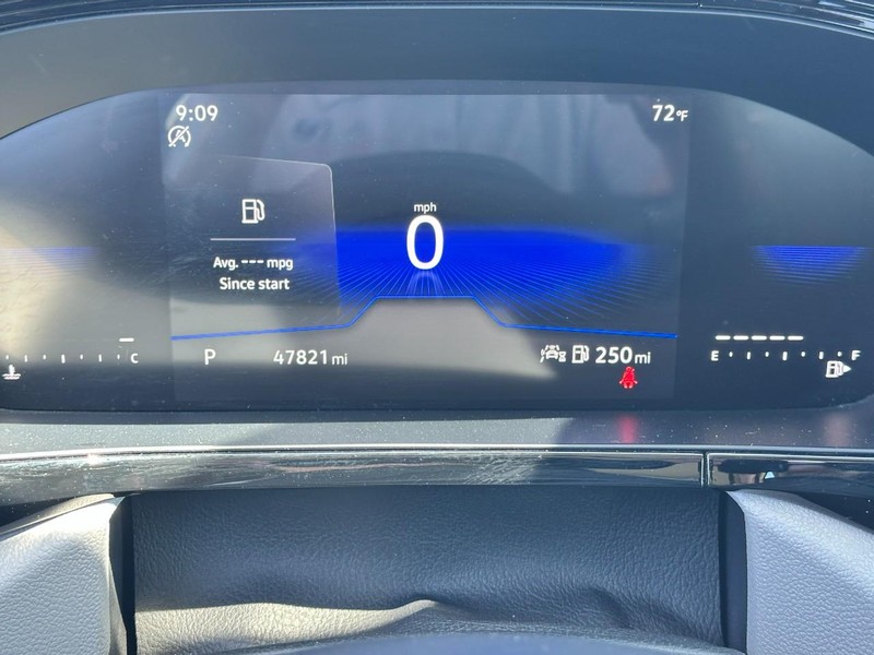 Volkswagen Taos Vehicle Full-screen Gallery Image 20
